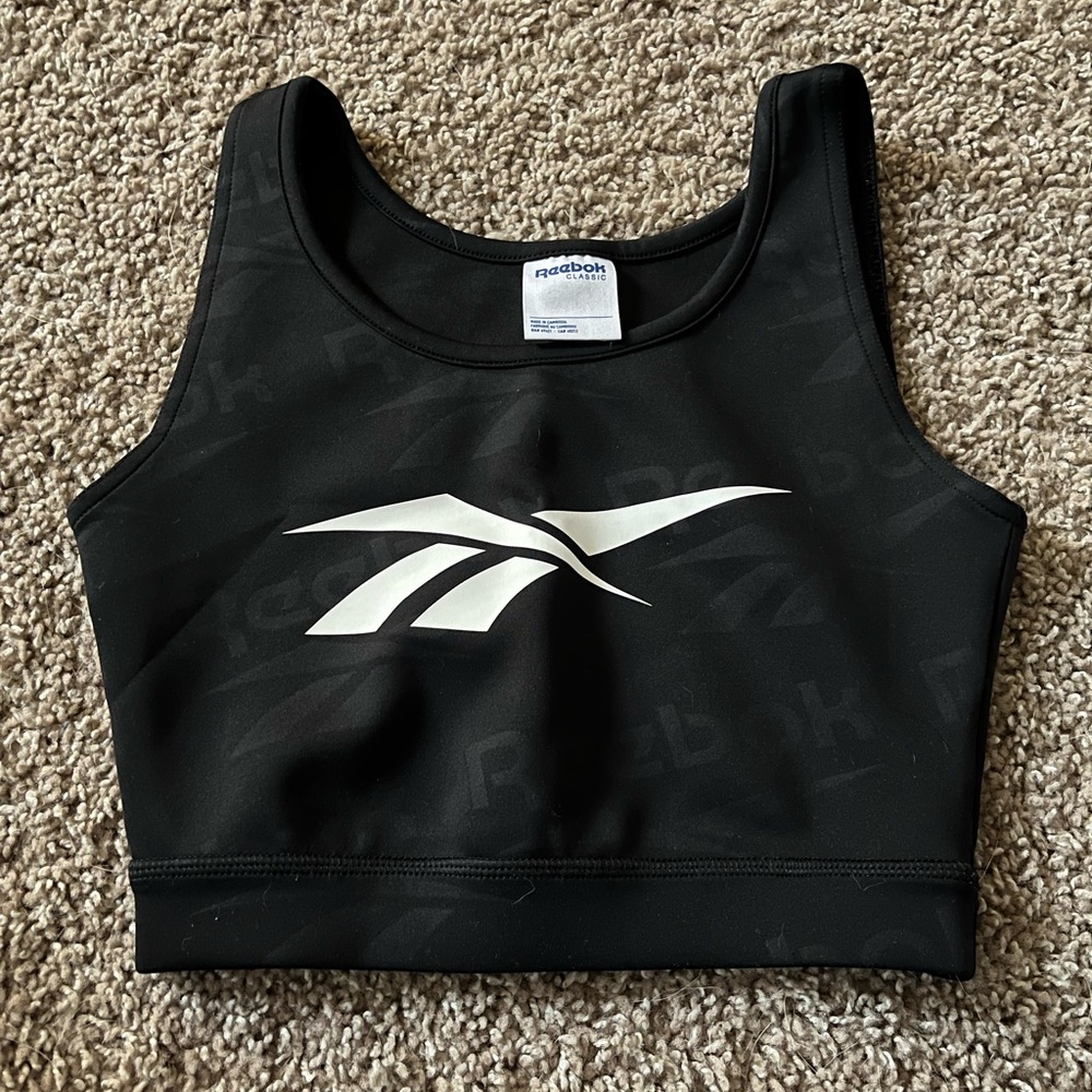 Reebok Classic Black Top